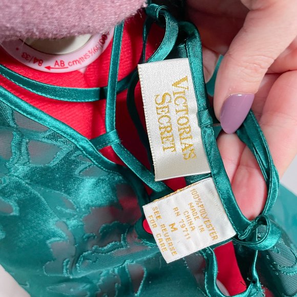 VNTG Victoria's Secret Gold Label (90s) Green Teddy - Picture 4 of 4